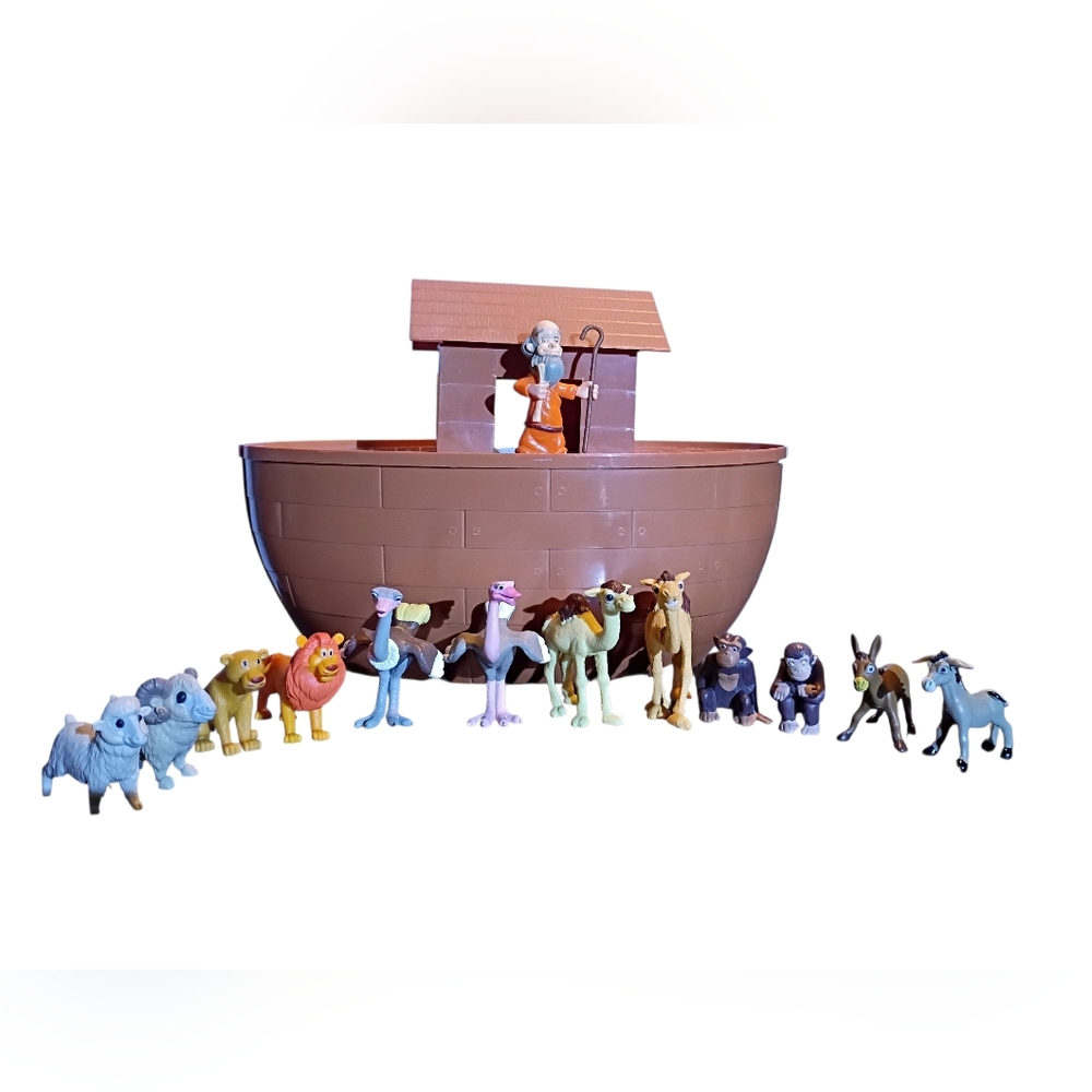 Noah's Ark Childrens Bath Toy Playset with Arc, Animals, And Noah Figure Kids
